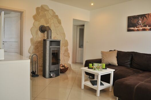 Wohnzimmer untere Wohnung 