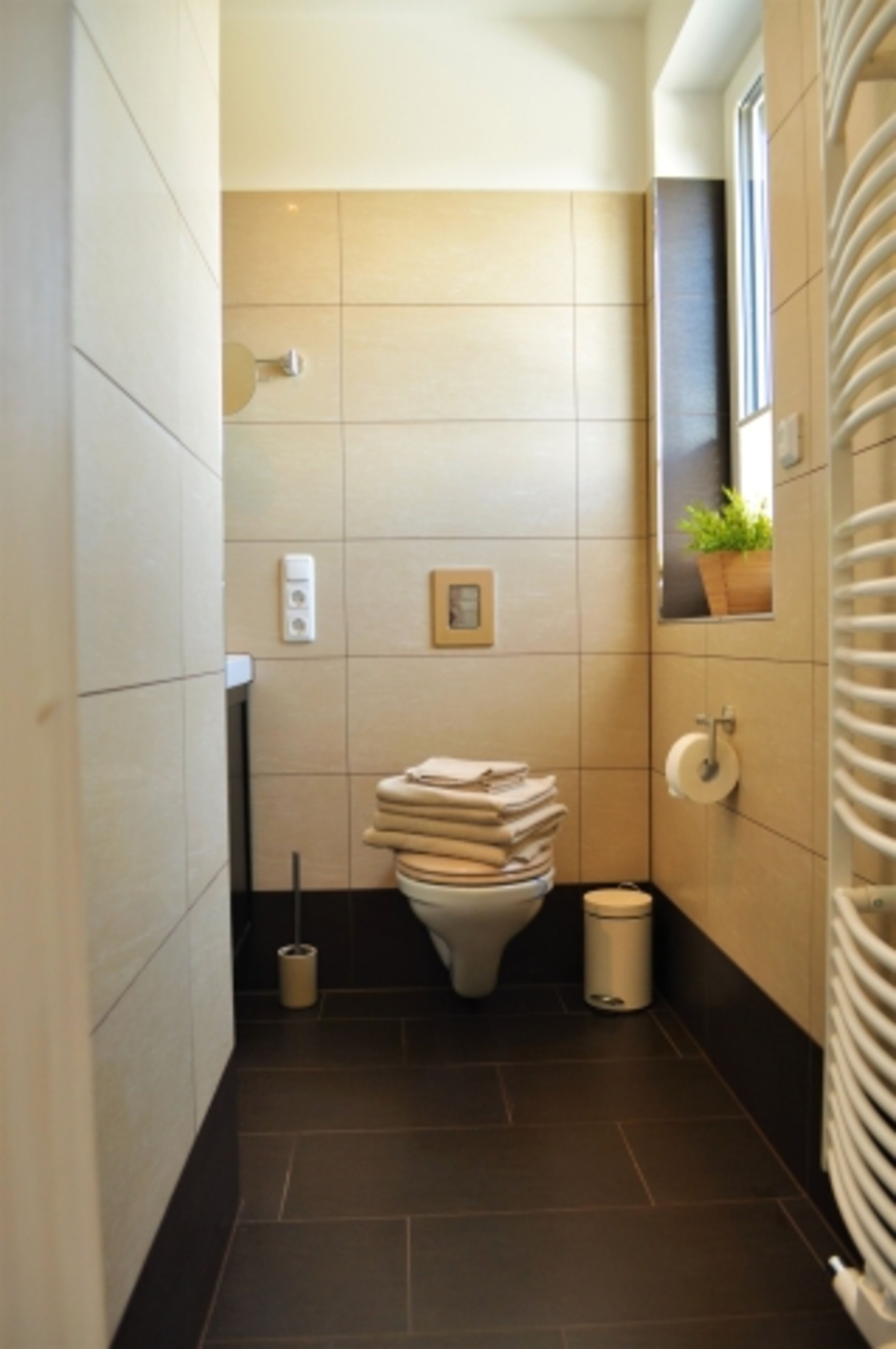 Badezimmer untere Wohnung