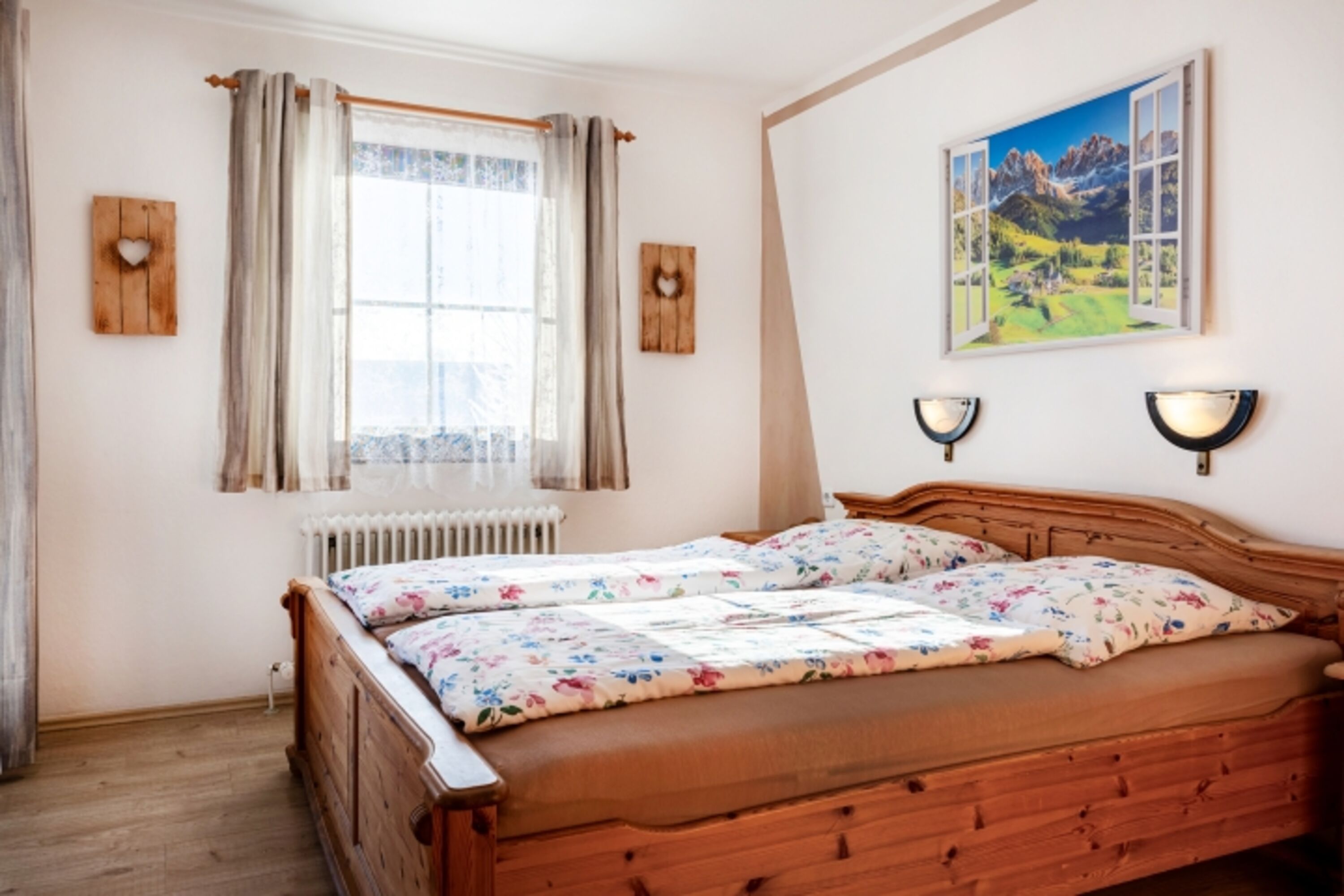 Schlafzimmer 1