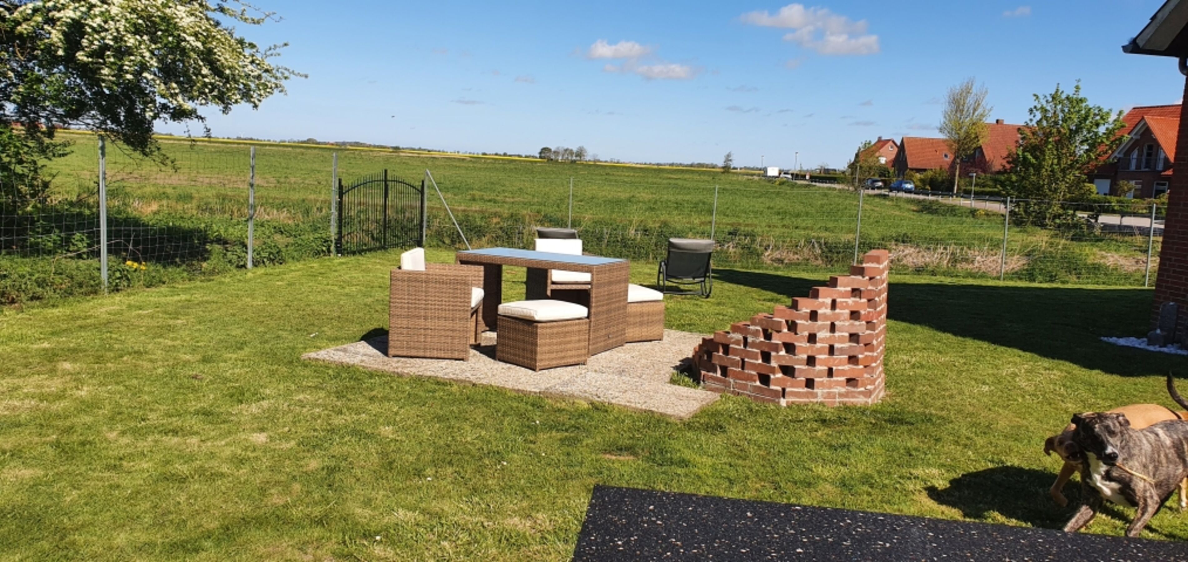 Grillplatz mit Feuerstelle