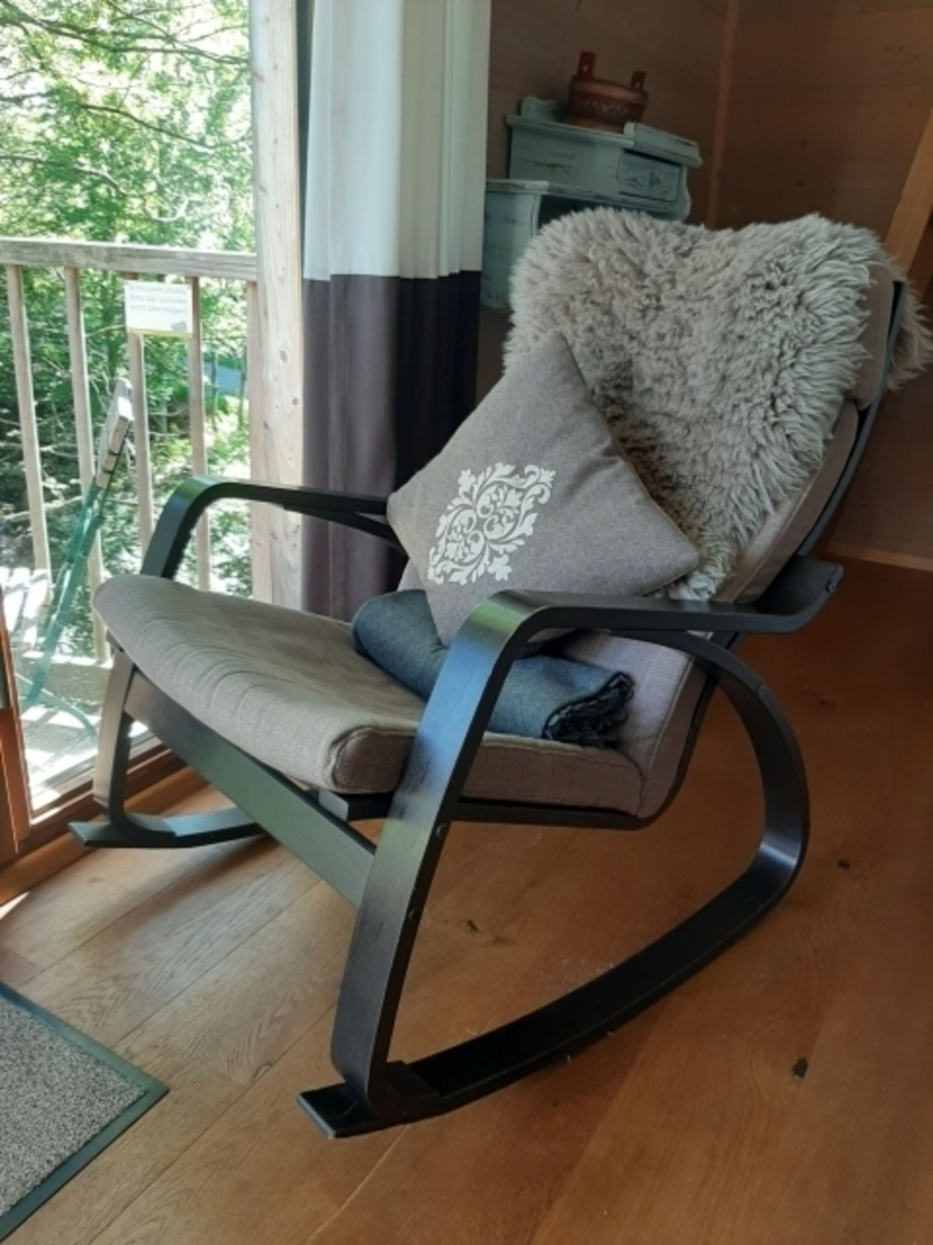 Vom Sessel aus in die Natur blicken