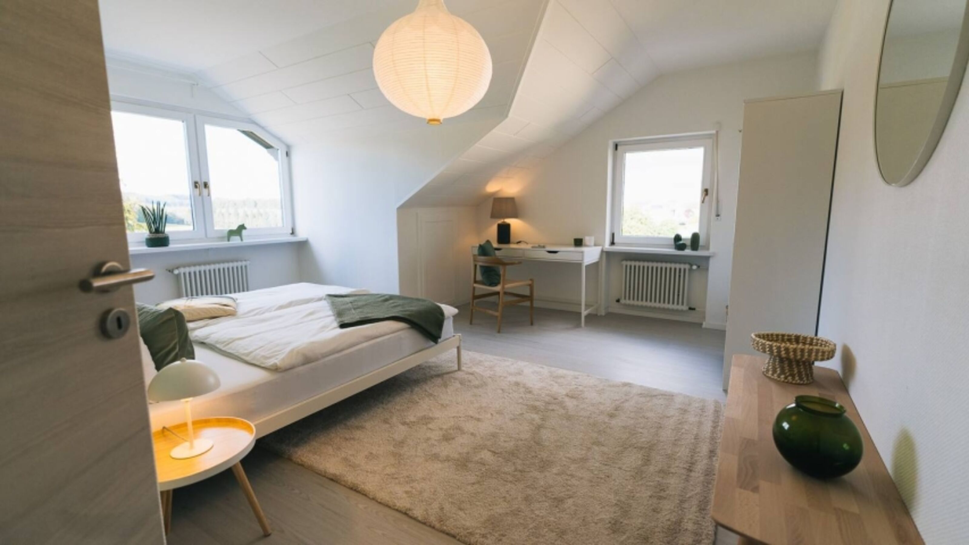 Schlafzimmer Arbor - hier lässt es sich gut entspannten, schlafen und sogar arbeiten.