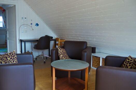 Galerie mit Schreibtisch-Ecke