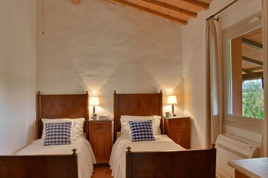 Zweibettzimmer im 1. Stock