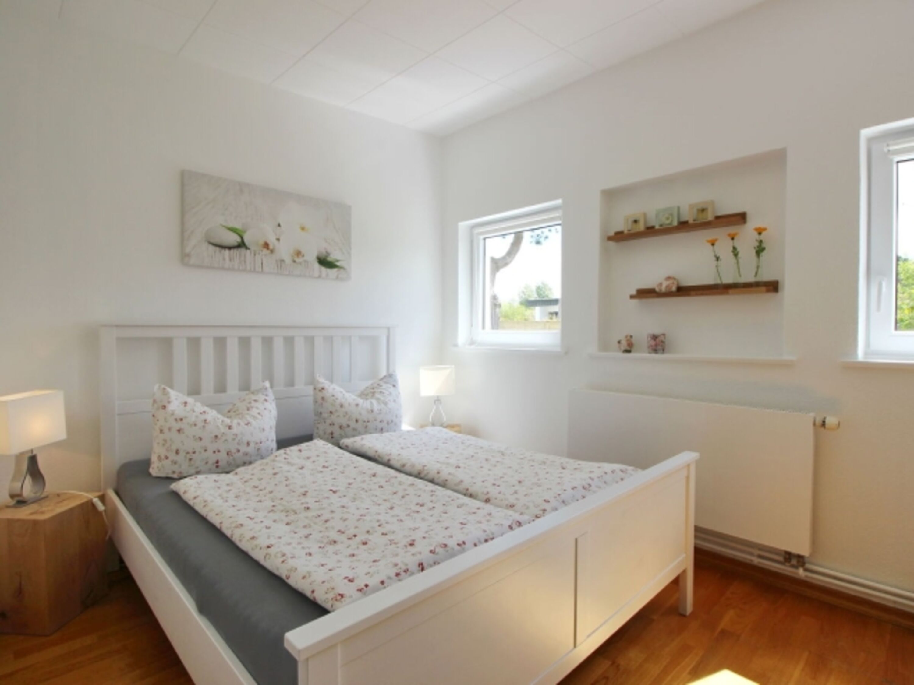 Schlafzimmer mit Doppelbett