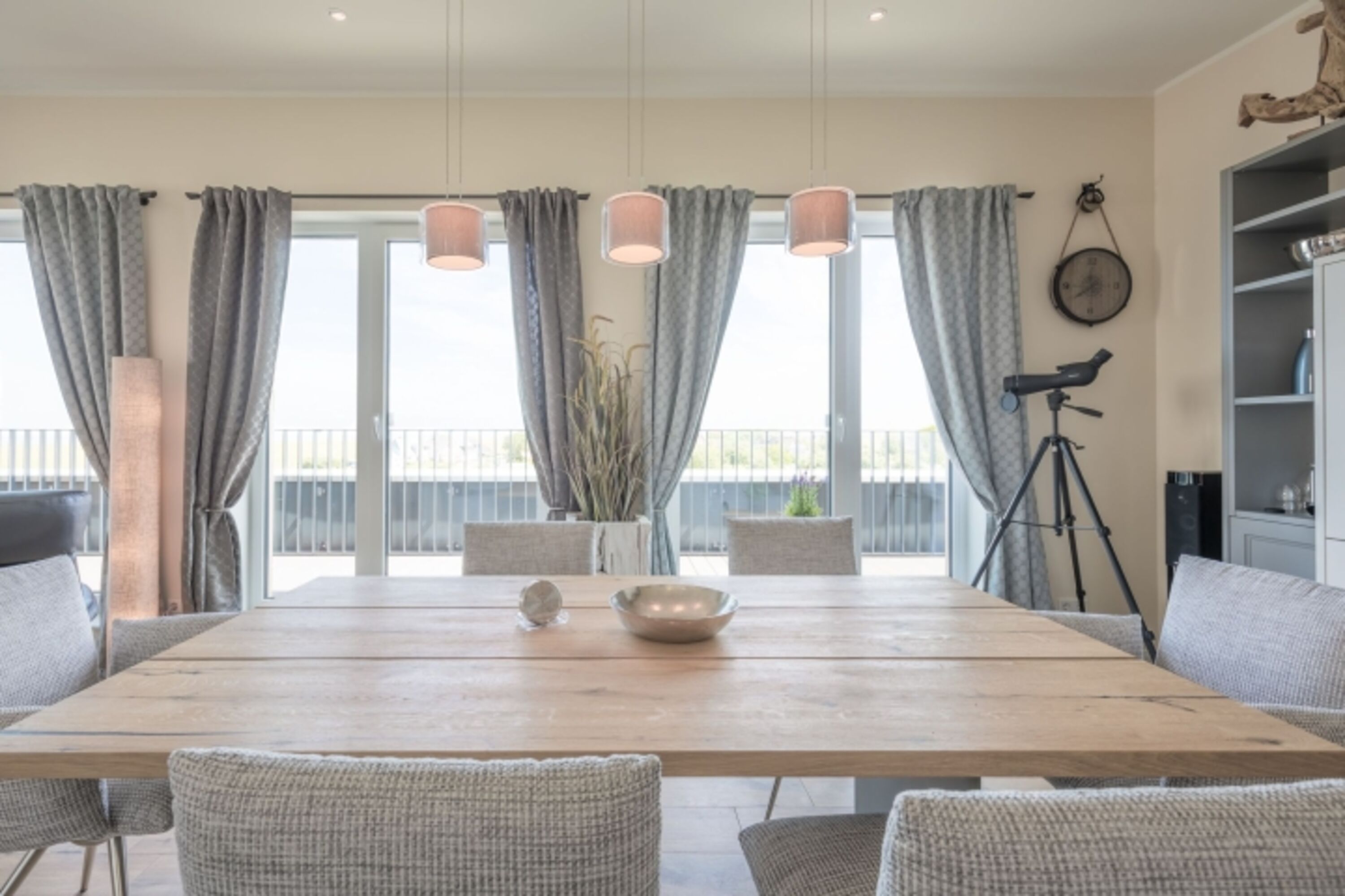 Penthouse SeeZeichen - Essbereich mit grandiosem Blick 