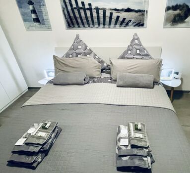 2. Schlafzimmer / Wellnessraum mit Sauna und 2. Dusche