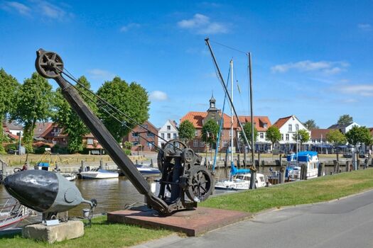 Das malerische Tönning mit seinem kleinem Hafen 