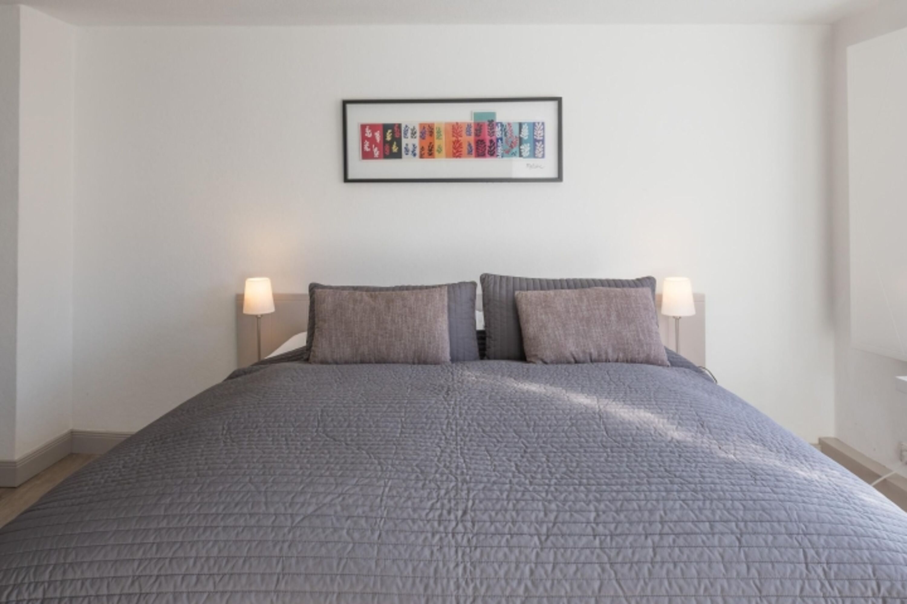 Eines der beiden Schlafzimmer im Obergeschoss