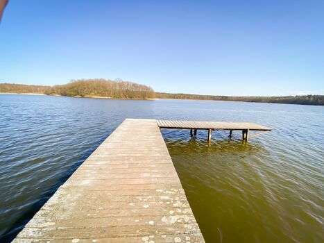 Steg an der Badestelle