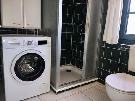 Bad mit Waschmaschine