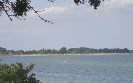 der Strand und die Ostsee nur wenige Minuten entfernt.
