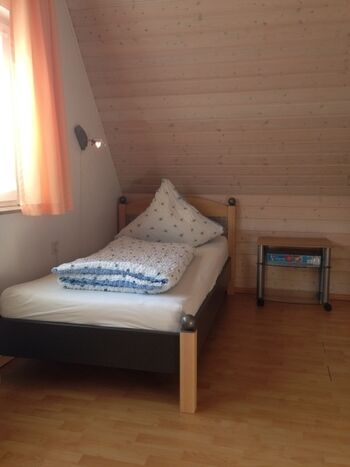 Zimmer mit 2 Einzelbetten 1. OG