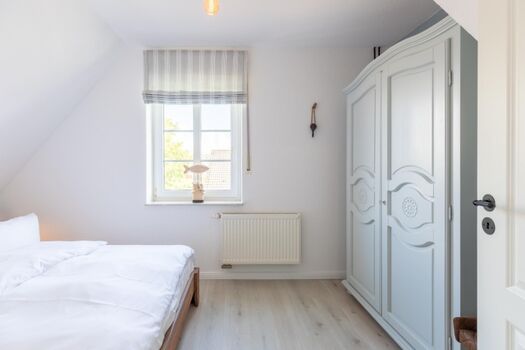 Eines der beiden Schlafzimmer im OG