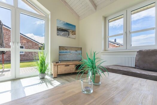 Gemütliche Sofaecke mit Unterhaltung