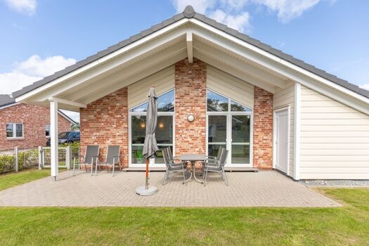 Schöne  offene Terrasse 