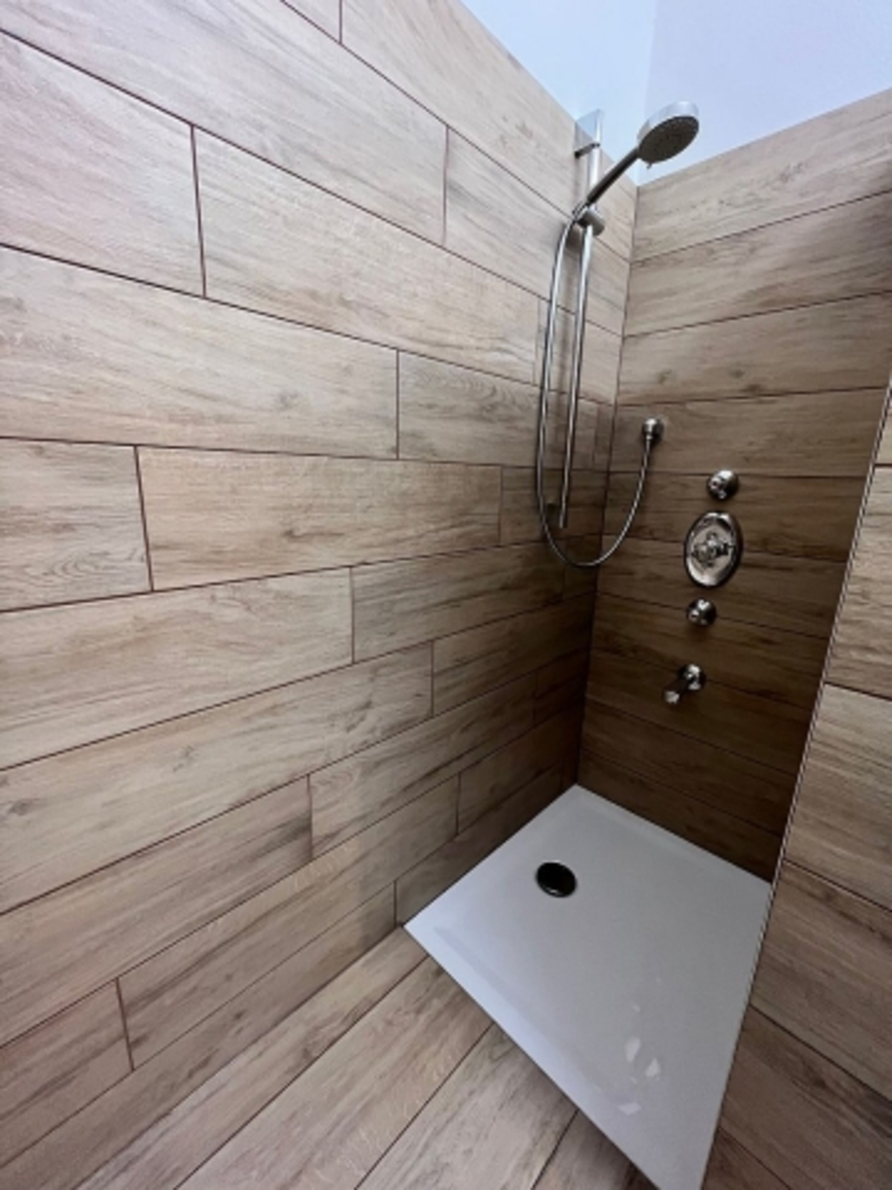 die Dusche