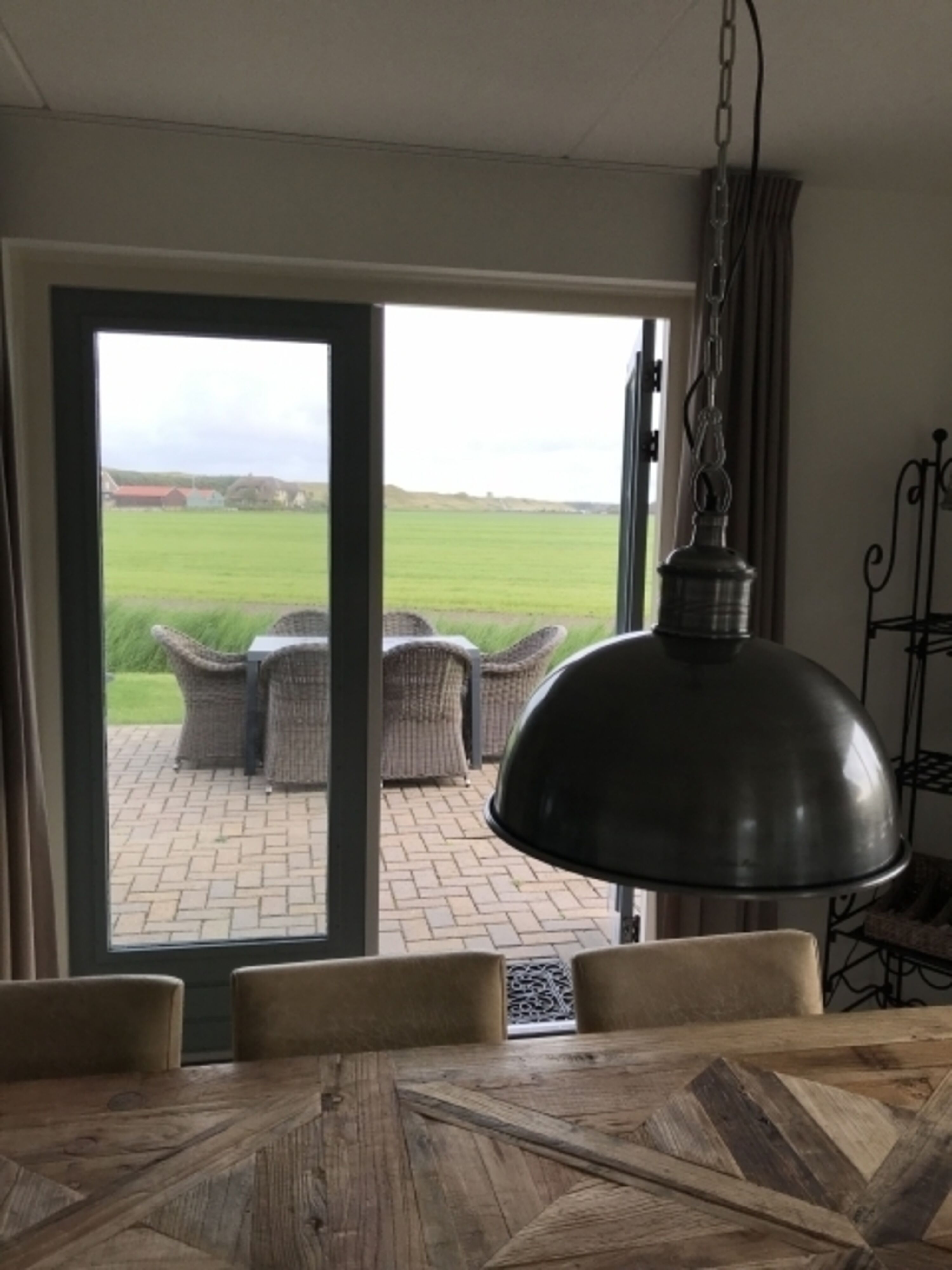 Blick in den Garten, jetzt eingezäunt