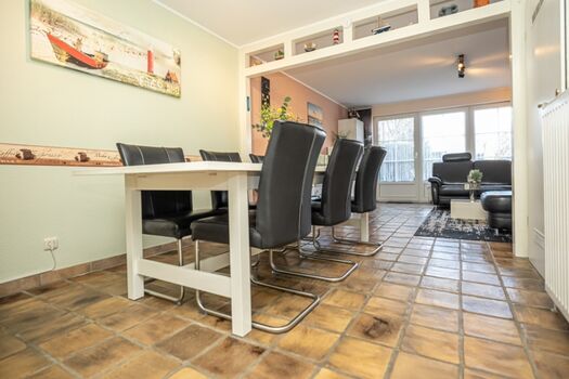 Großzügiger Essbereich