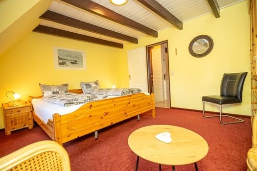 Schlafzimmer 1 - weitere Perspektive