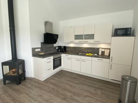 Große L-Küchenzeile - alles da zum entspannten Kochen