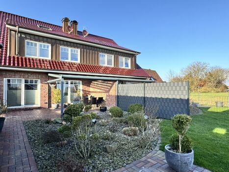 Blick aus dem Garten 