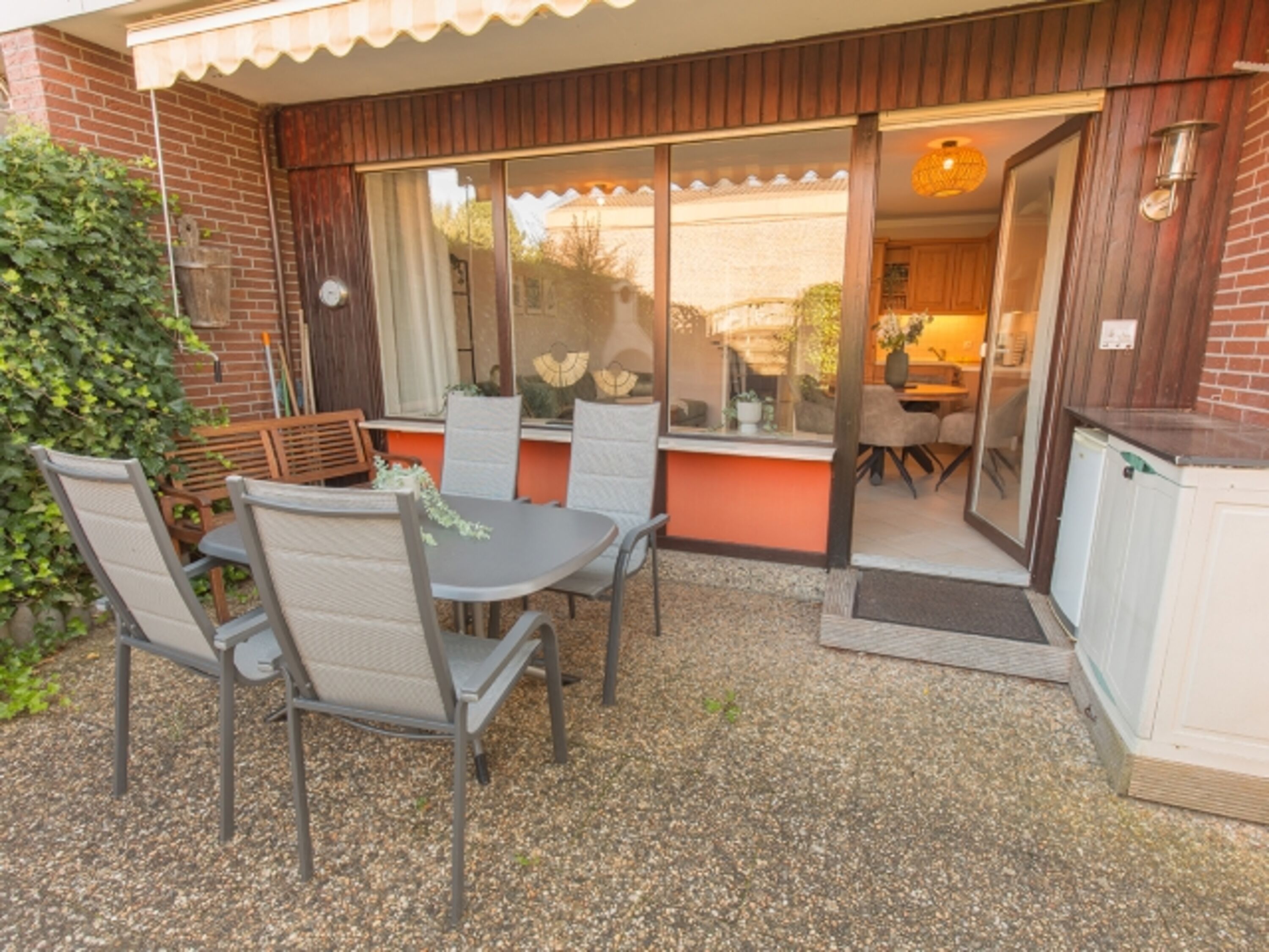 Genießen Sie die sichtgeschützte Terrasse