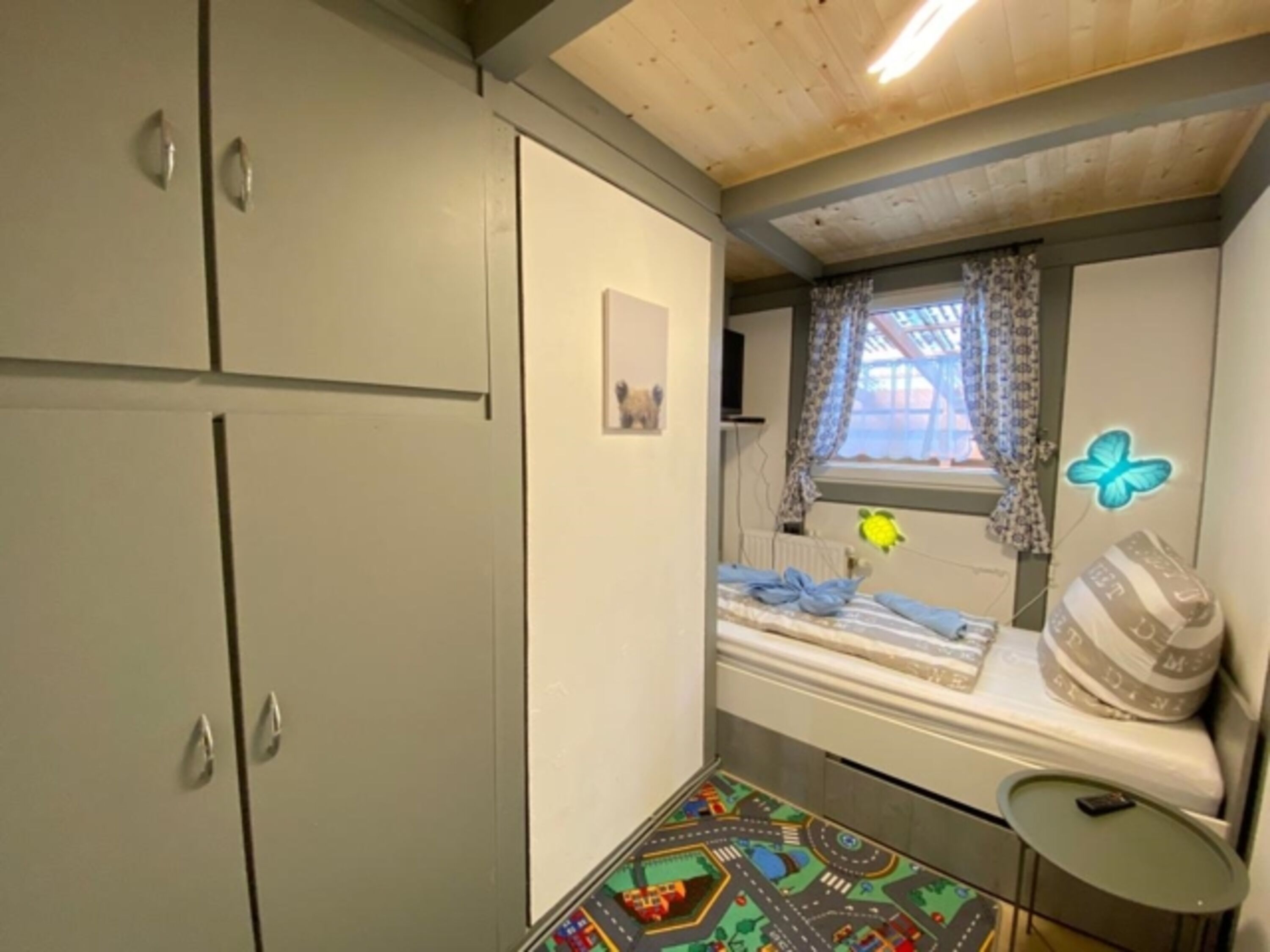 Auch genügend Platz im Schlafzimmer 2
