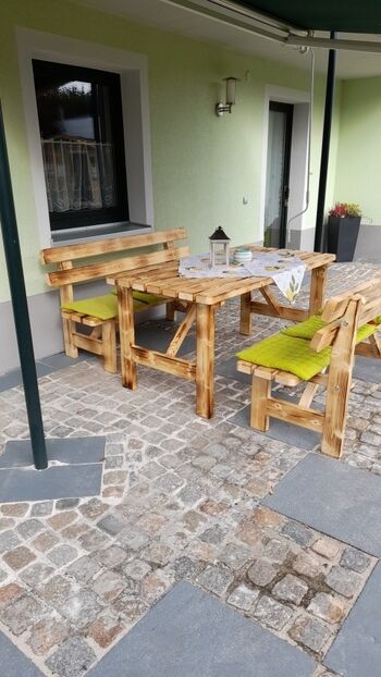 Eigene Terrasse vor der Wohnung