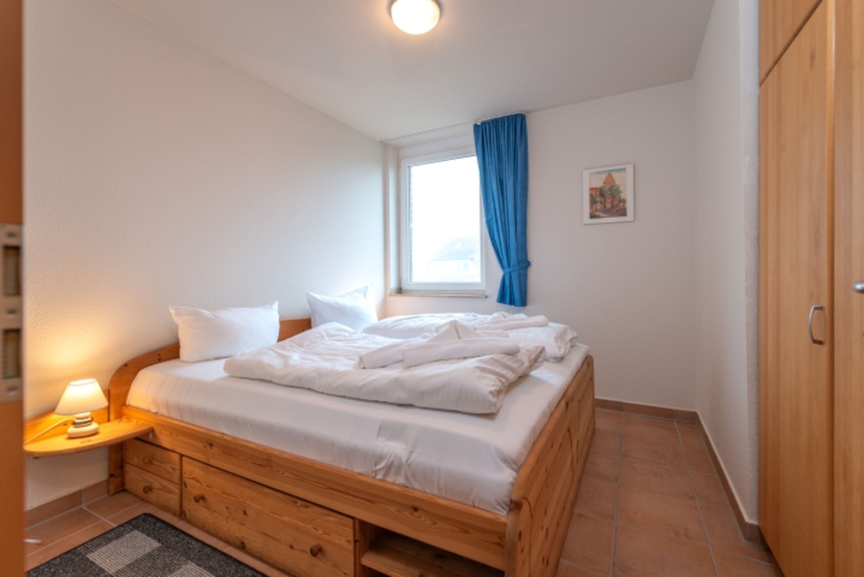 Schlafzimmer 1