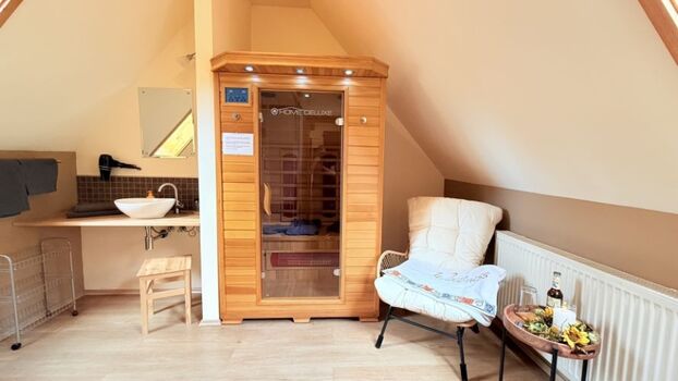 Tageslichtbad mit Infrarotsauna