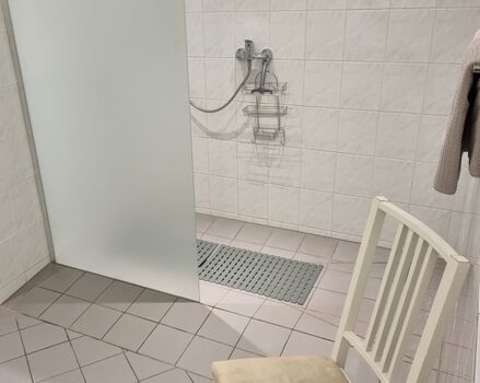 Doppelzimmer/Dusche EG