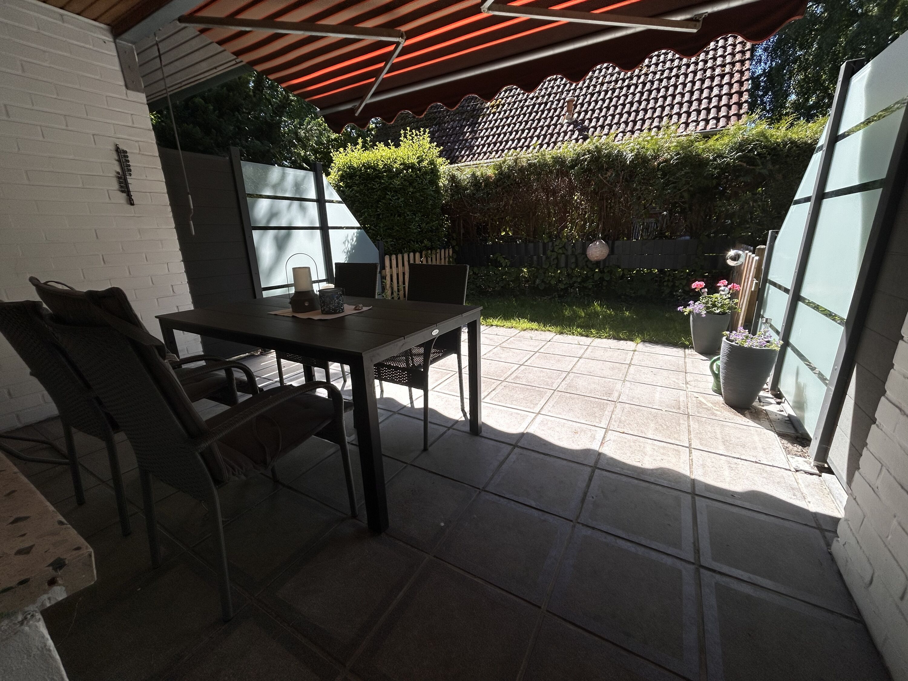 Terrasse mit Markise