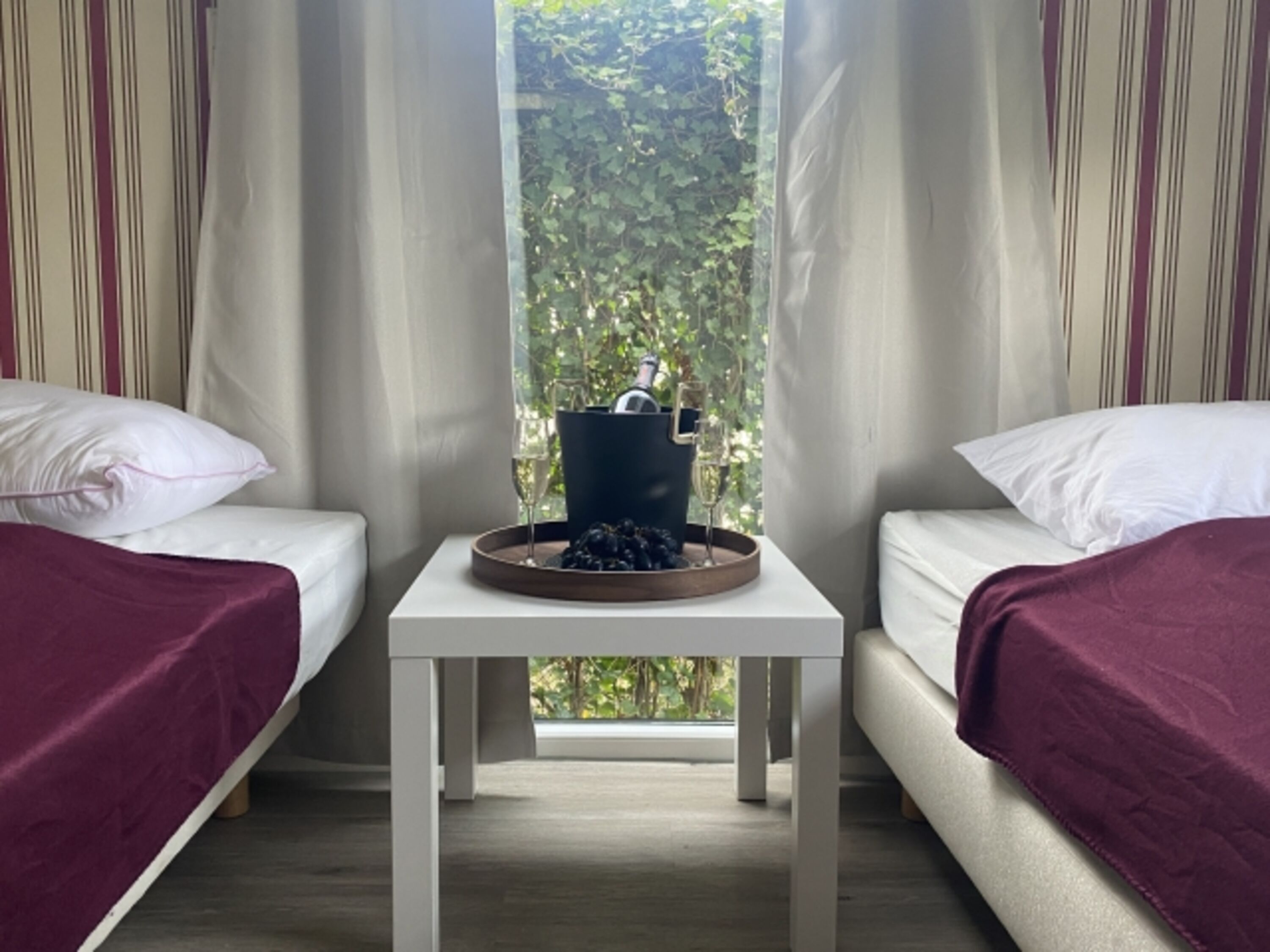 2. Schlafzimmer