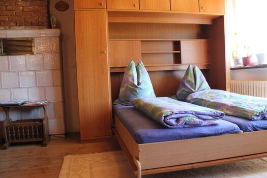 Zusätzliche Schlafgelegenheit im Wohnzimmer
