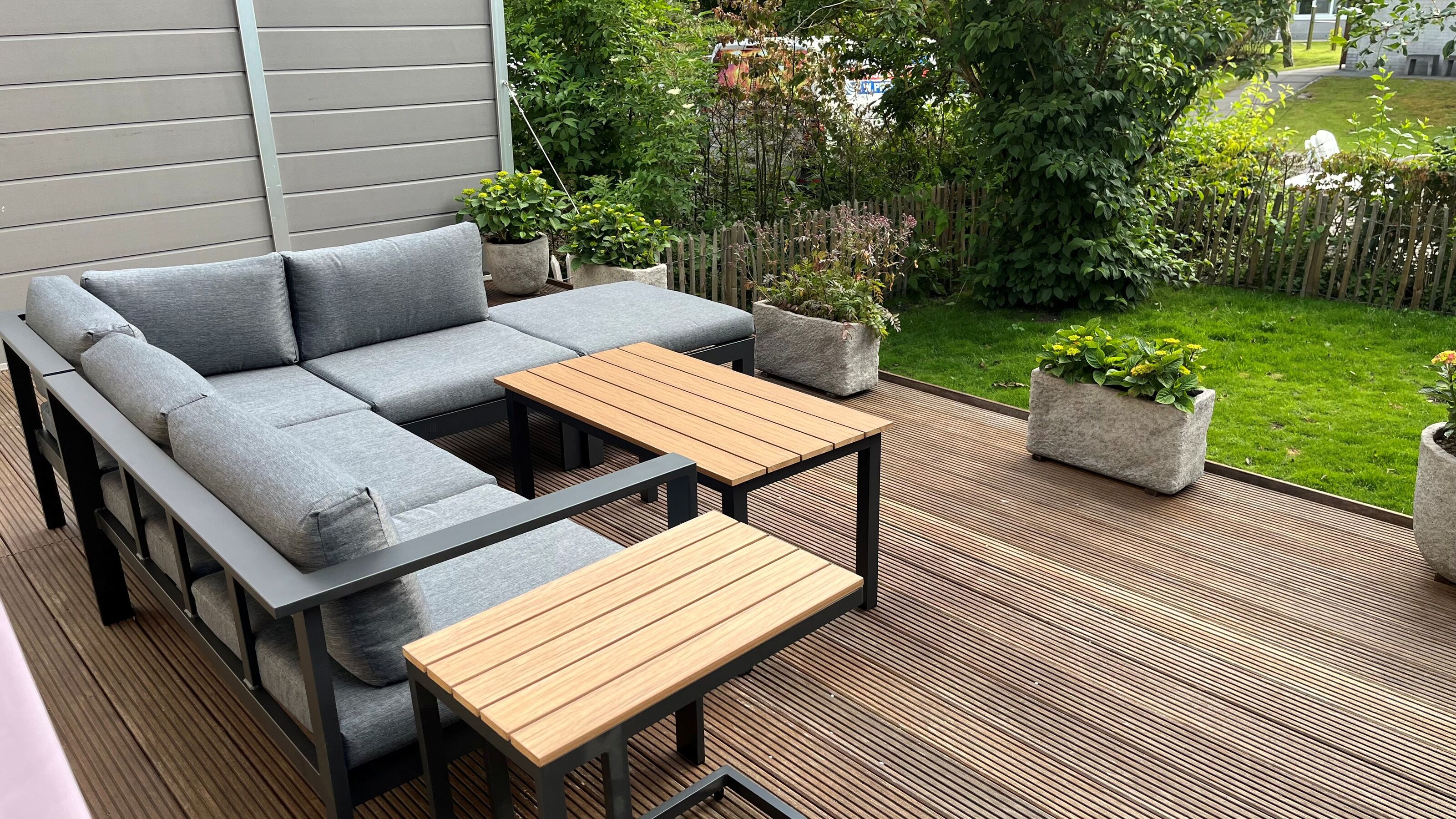 Lounge-Sitzgruppe auf der West-Terrasse