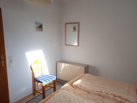 Schlafzimmer 1 im 1. OG mit Doppelbett Foto III