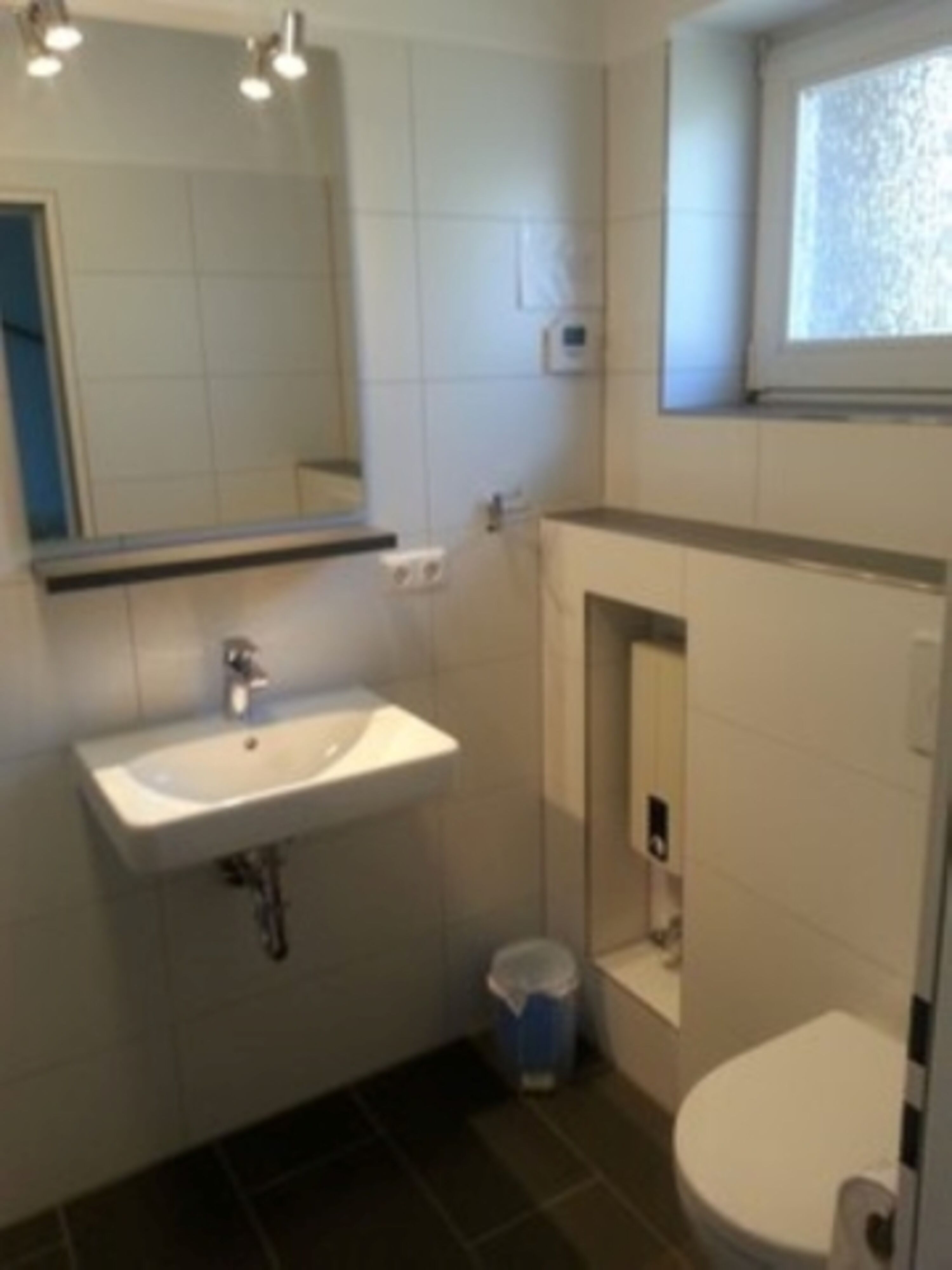 Bad mit Fenster im EG