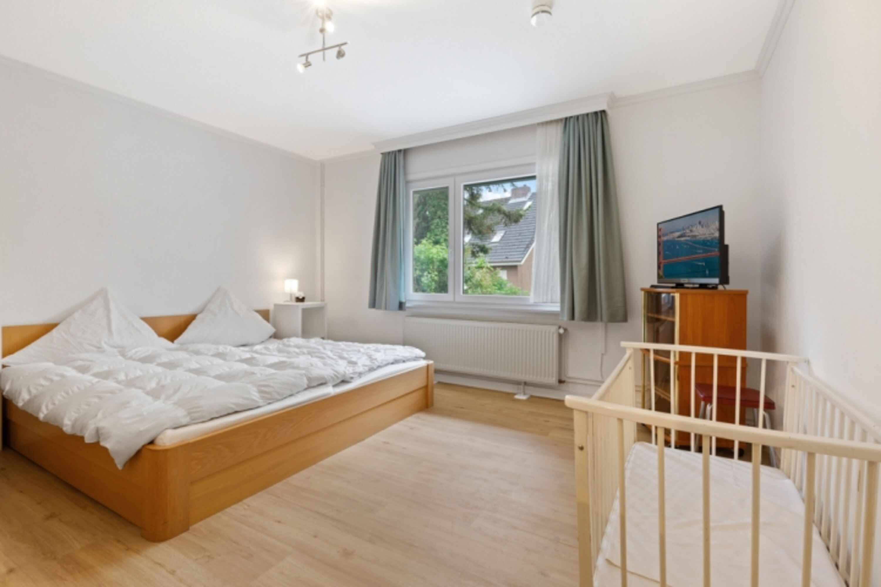 großes Schlafzimmer