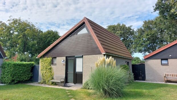 Eingang zum Heinzelhaus