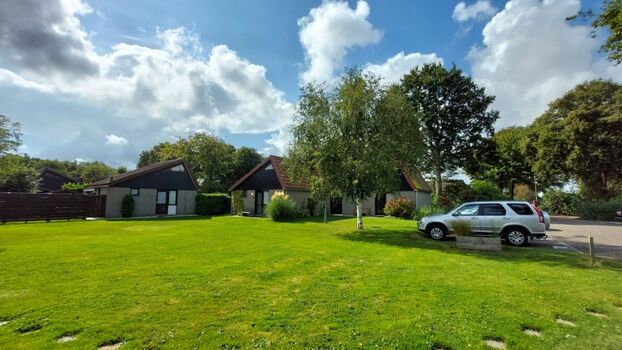 Vorplatz mit persönlichem Stellplatz