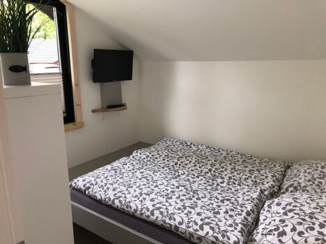 Schlafzimmer 2