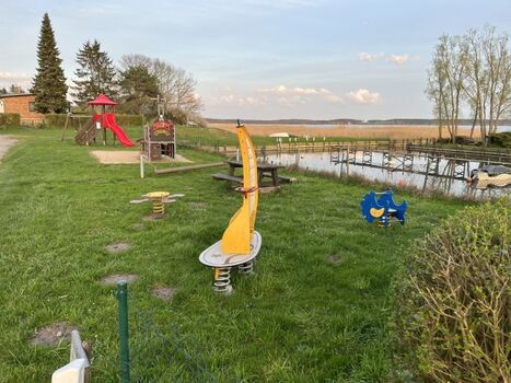 Kinderspielplatz 150 Meter vom Haus