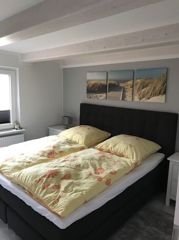 Schlafzimmer unten