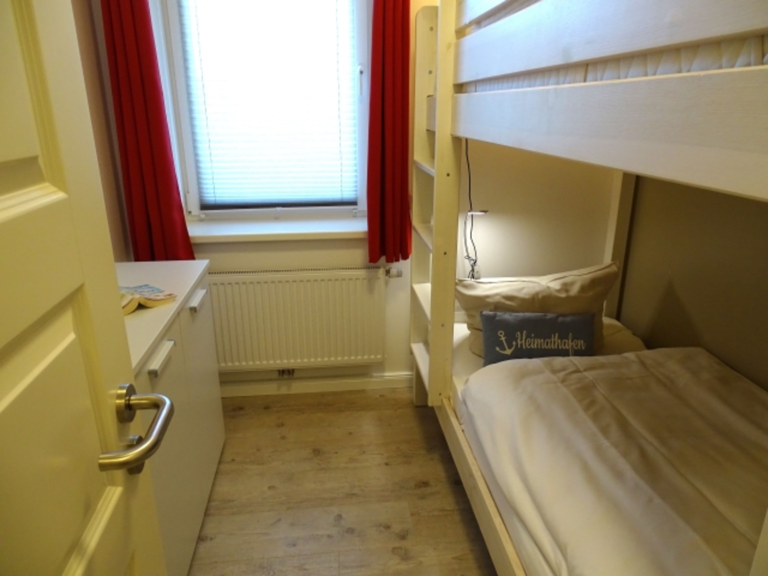 Schlafzimmer 3
