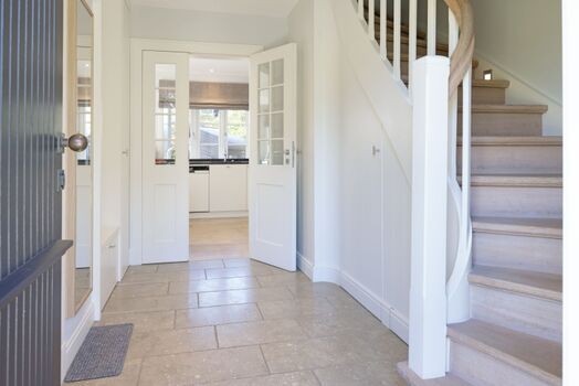 Flur EG und Eingangsbereich