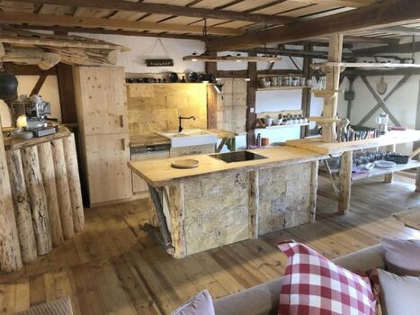 Die Küche mit allem was man braucht, alles induviduell