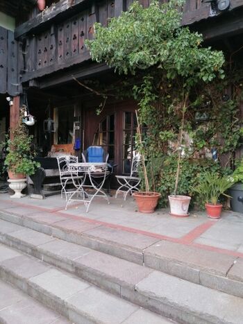 Hausansicht und Zugang 