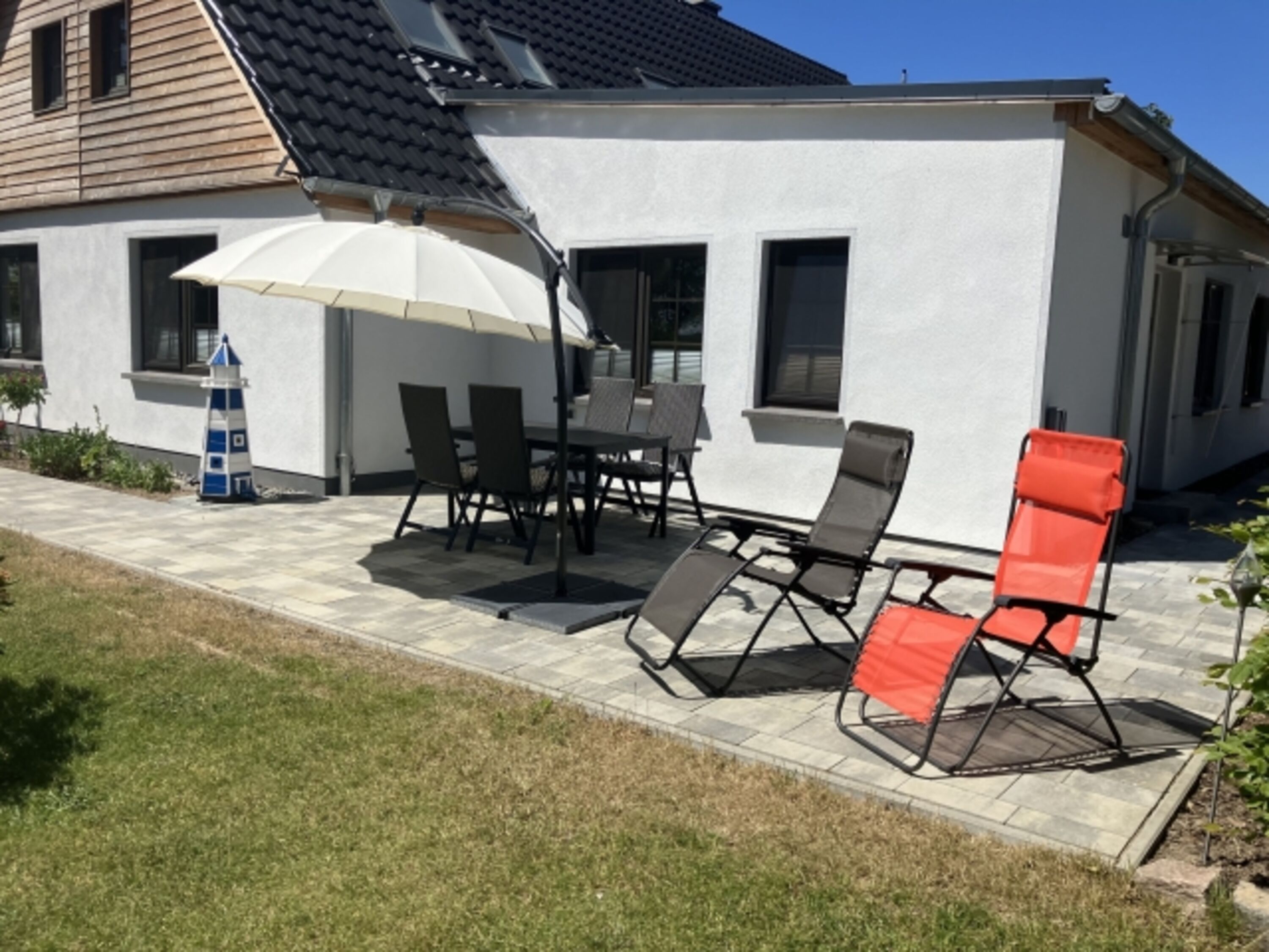 Fewo-Terrasse, Fewo Garten mit Staketenzaun auf 1 m Höhe