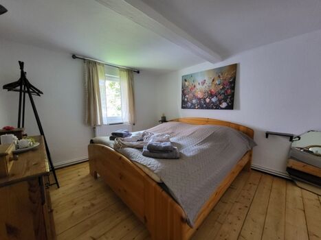 Schlafzimmer 2